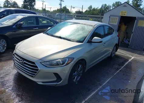 2017 Hyundai Elantra Se z USA, uszkodzony, nr VIN KMHD84LF8HU171189